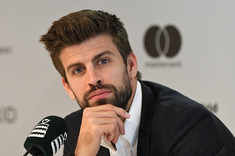 Pique mua ban quyen Ligue 1 sau khi Messi toi PSG hinh anh