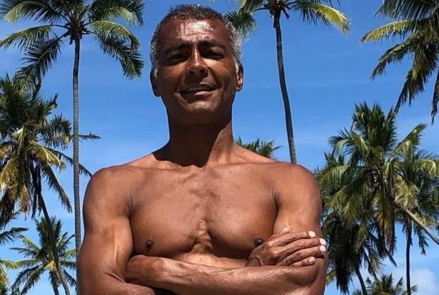 Co bap cua huyen thoai Romario o tuoi 55 hinh anh