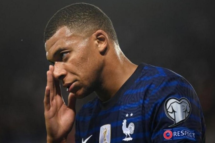 Mbappe co dau hieu chung lai hinh anh