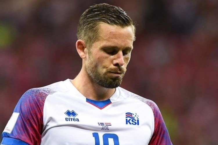 Tuyen Iceland bi tan pha boi cac be boi tinh duc hinh anh