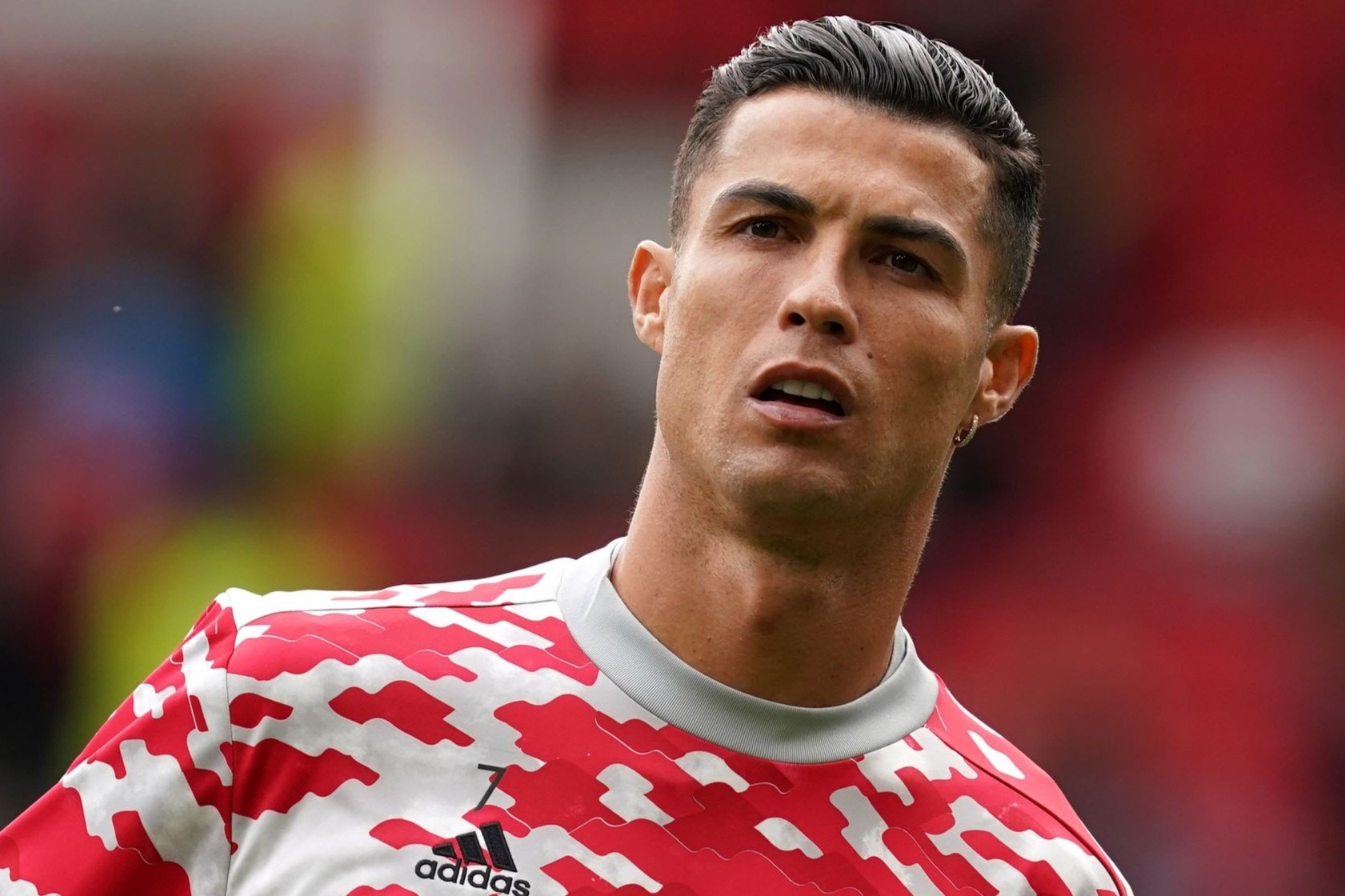 Ronaldo nguy hiem hon nho Shaw hinh anh