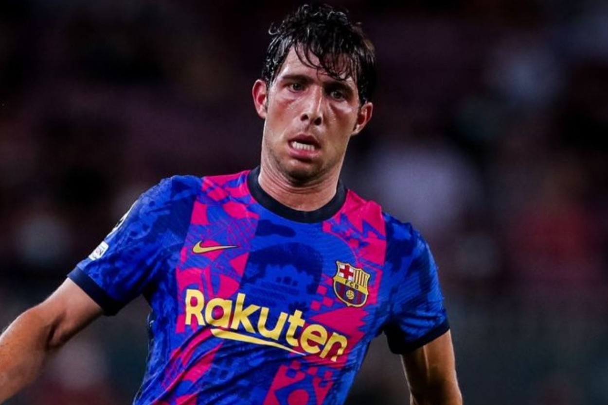 Sao Barca khoc vi bi nguoi ham mo la o hinh anh