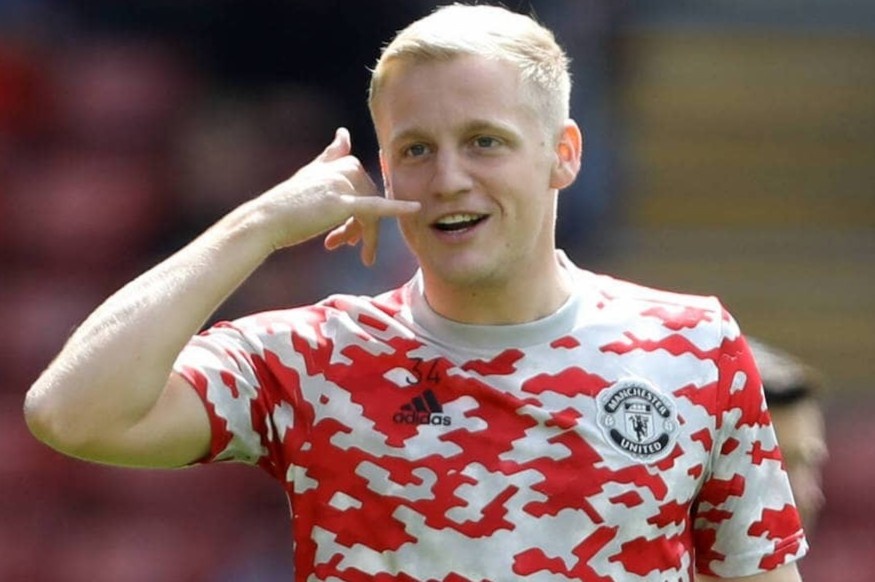 Den luc Van de Beek da chinh cho Man United hinh anh