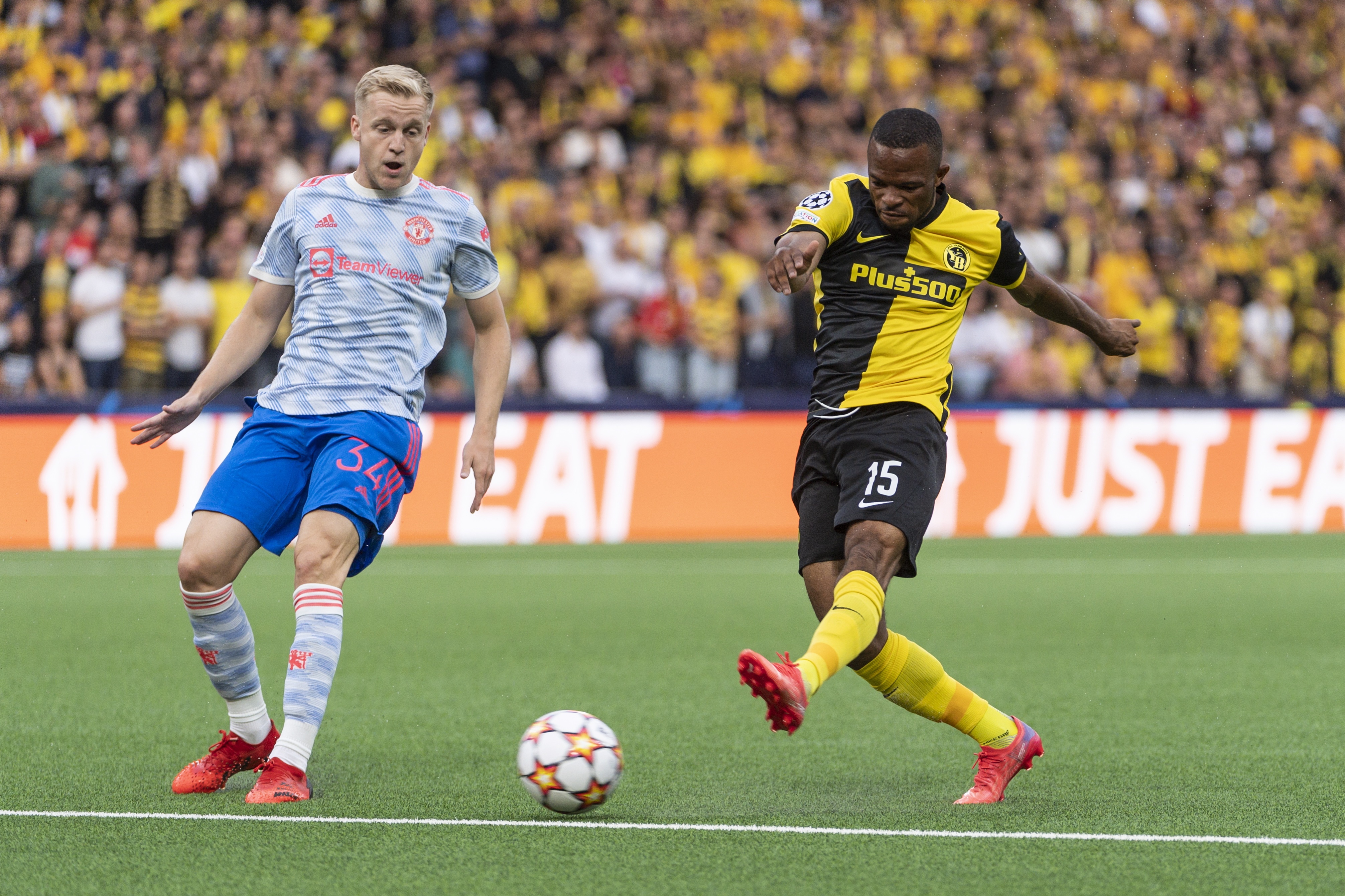 Donny van de Beek anh 2