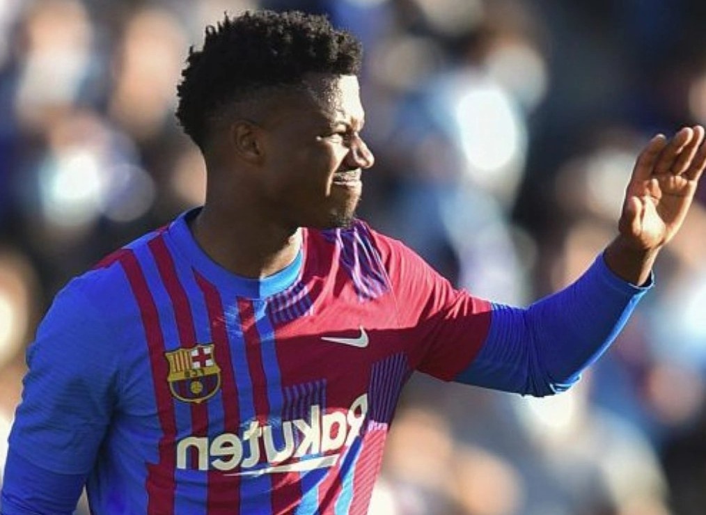 Bao dong cho Ansu Fati va Barca hinh anh