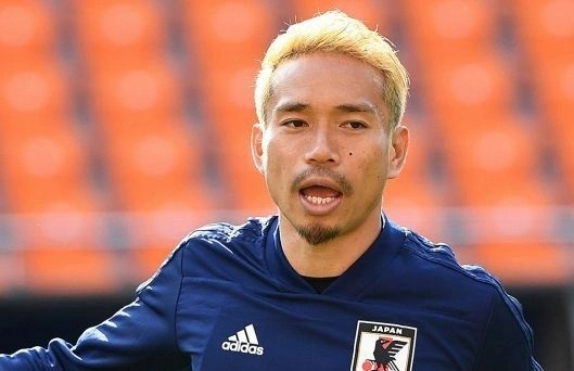 Nhuoc diem canh trai cua tuyen Nhat Ban hinh anh