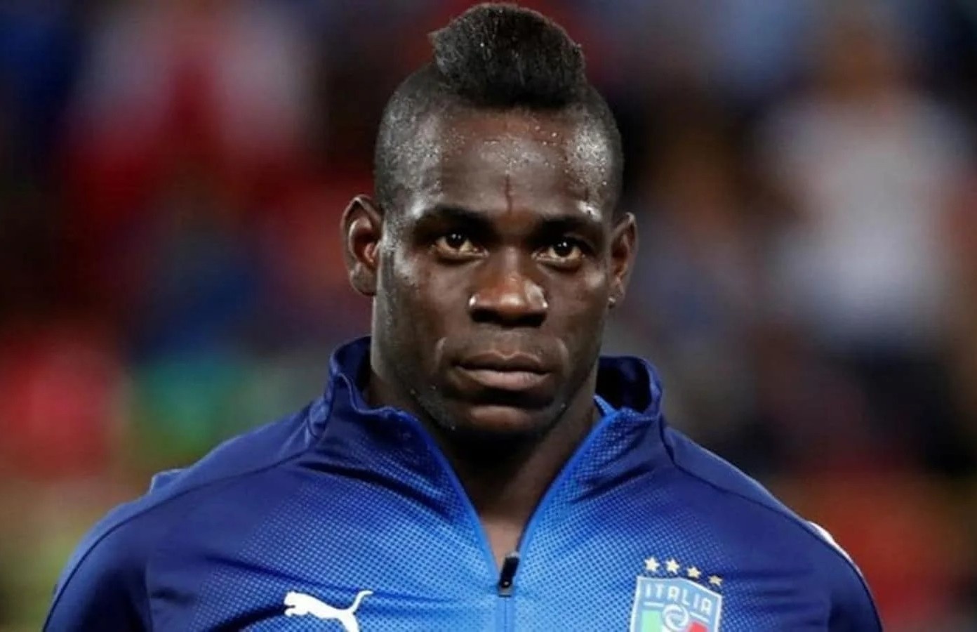 Balotelli doi mat buoc ngoat lon o tuoi 31 hinh anh