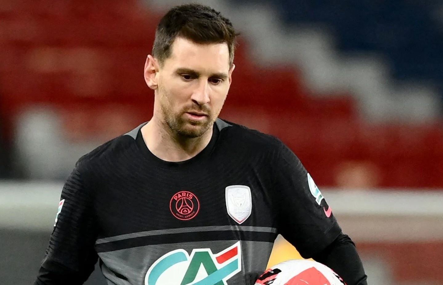 PSG dang bat on hinh anh