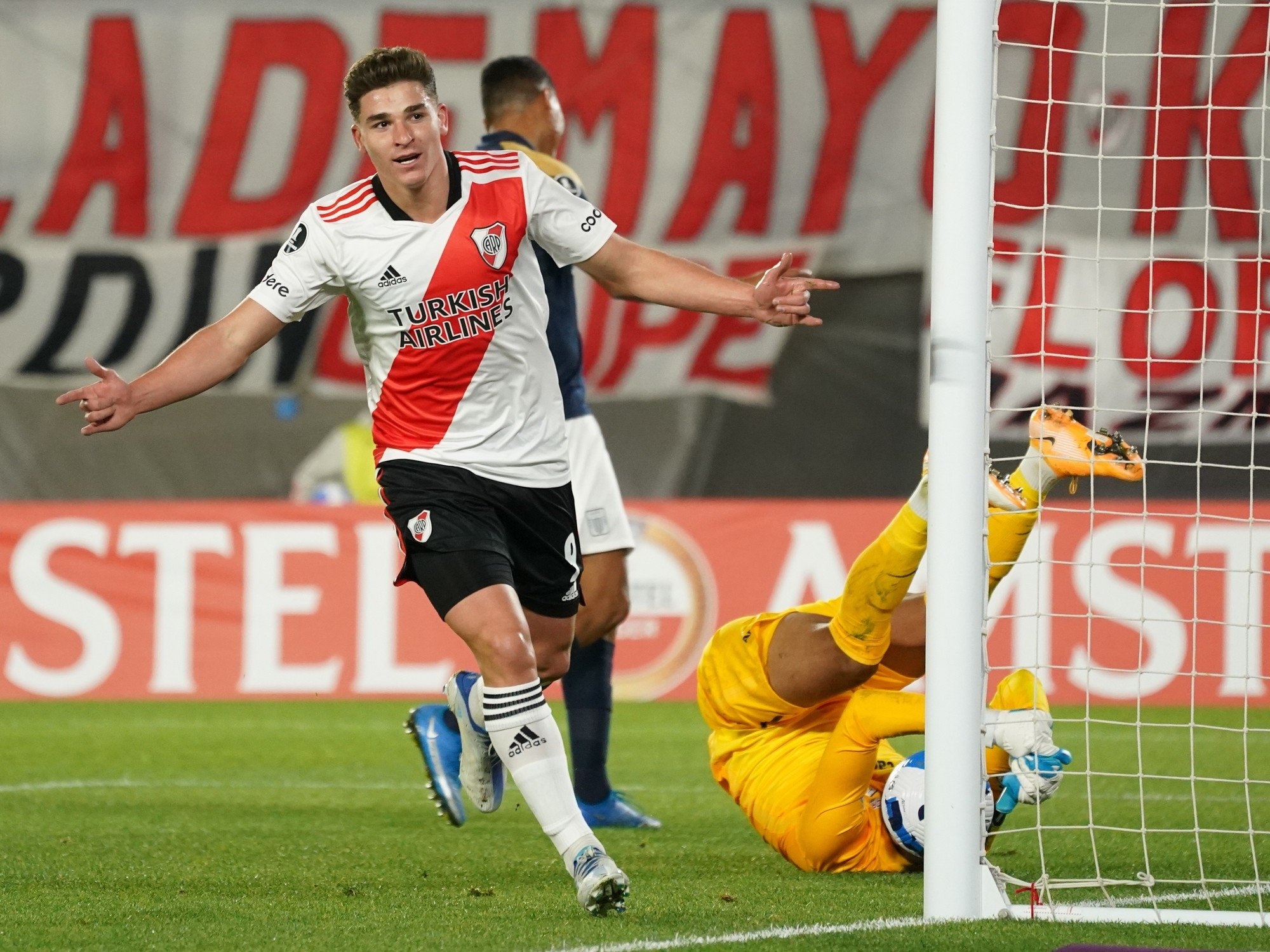 Julian Alvarez anh 2