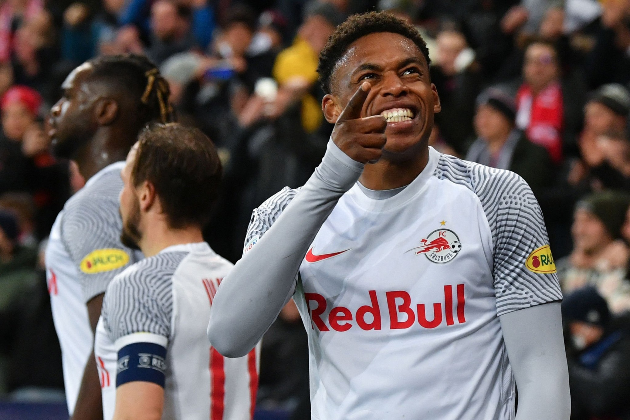 Salzburg troi day tu viec bi cam ghet hinh anh