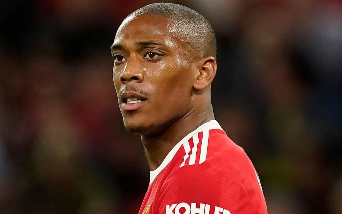 Martial tiet lo ly do muon roi MU hinh anh