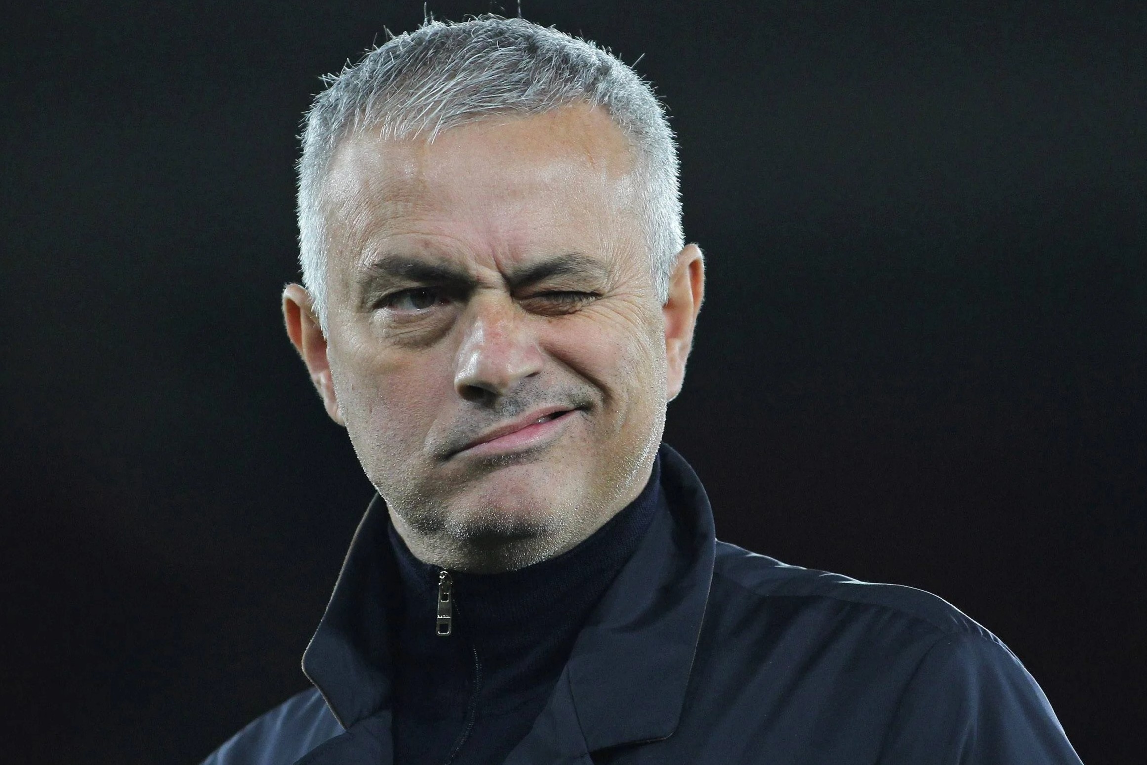 Mourinho: 'Toi gianh 25 danh hieu, Zeman vo dich Serie B hai lan' hinh anh