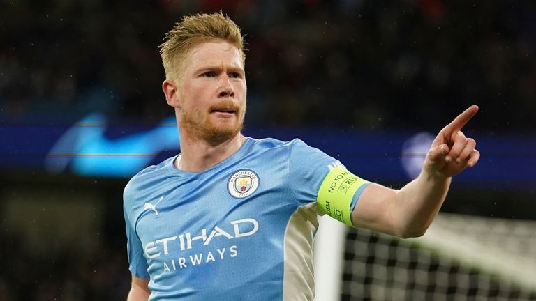 Tham vong an ba cua Man City phu thuoc vao De Bruyne hinh anh