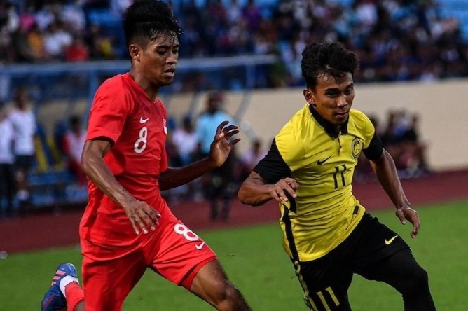 U23 Viet Nam hay de chung cau thu cao 1,63 m cua Malaysia hinh anh