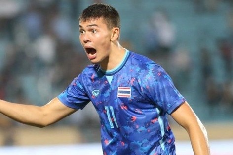 CDV Indonesia tan cong trang ca nhan cau thu Thai Lan hinh anh