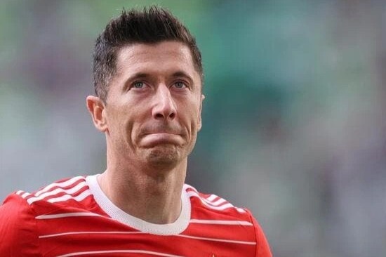 Chuyen gi dang xay ra giua Bayern va Lewandowski? hinh anh