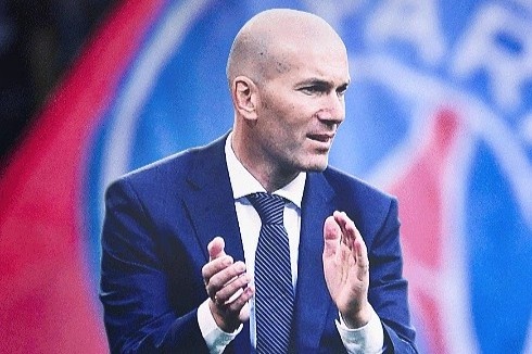 Ban than Zidane: 'Zizou khong bao gio den PSG' hinh anh