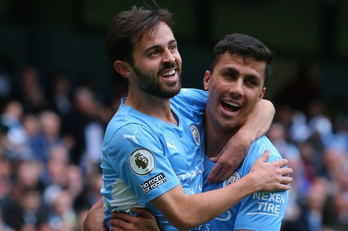 Nhung tien ve chuyen bong chinh xac nhat Premier League 2021/22 hinh anh