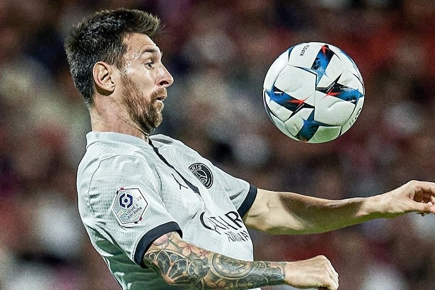 Messi vao top 3 chan sut ghi nhieu ban nhat lich su hinh anh