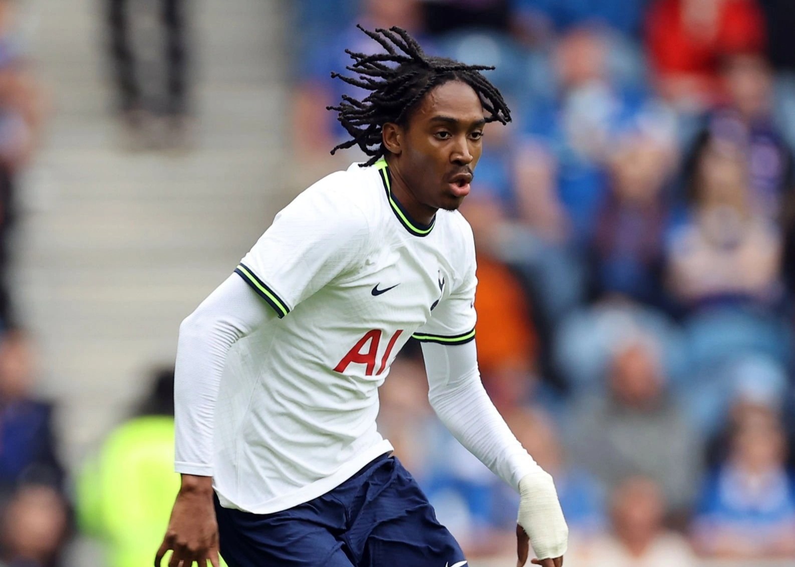 William Saliba anh 10