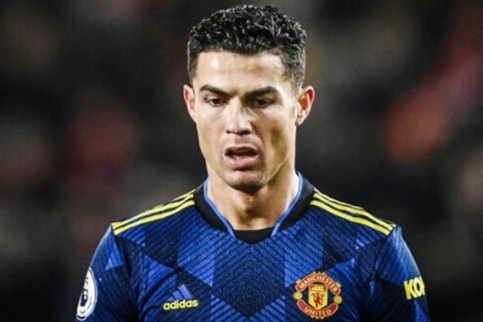 Ronaldo dung de ao mong danh lua hinh anh