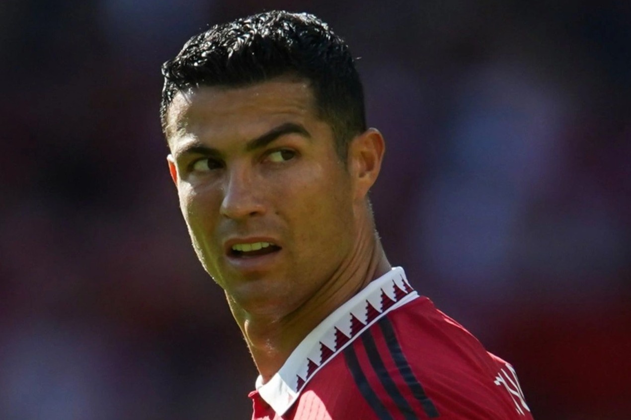 Ronaldo nen lam tat ca de den Dortmund hinh anh