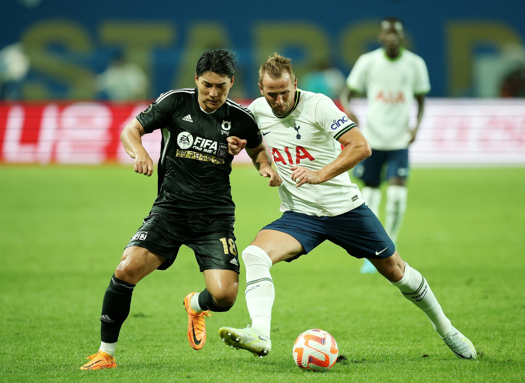 Ngoai hang Anh anh 3