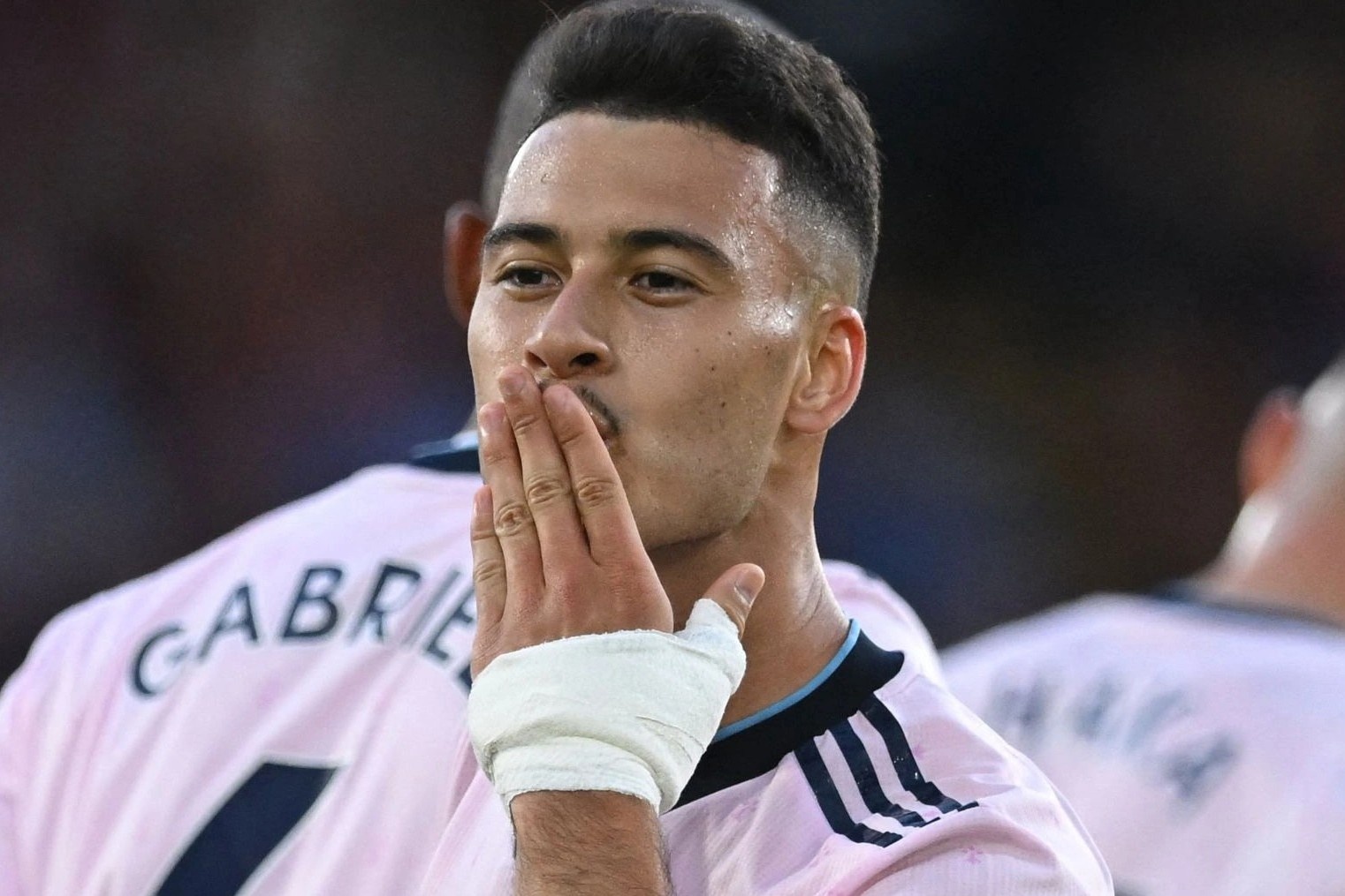 Arsenal co doi hinh tre nhat Ngoai hang Anh mua nay hinh anh