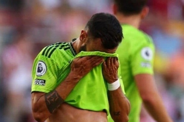 Ten Hag cat ngay nghi cua cau thu MU hinh anh