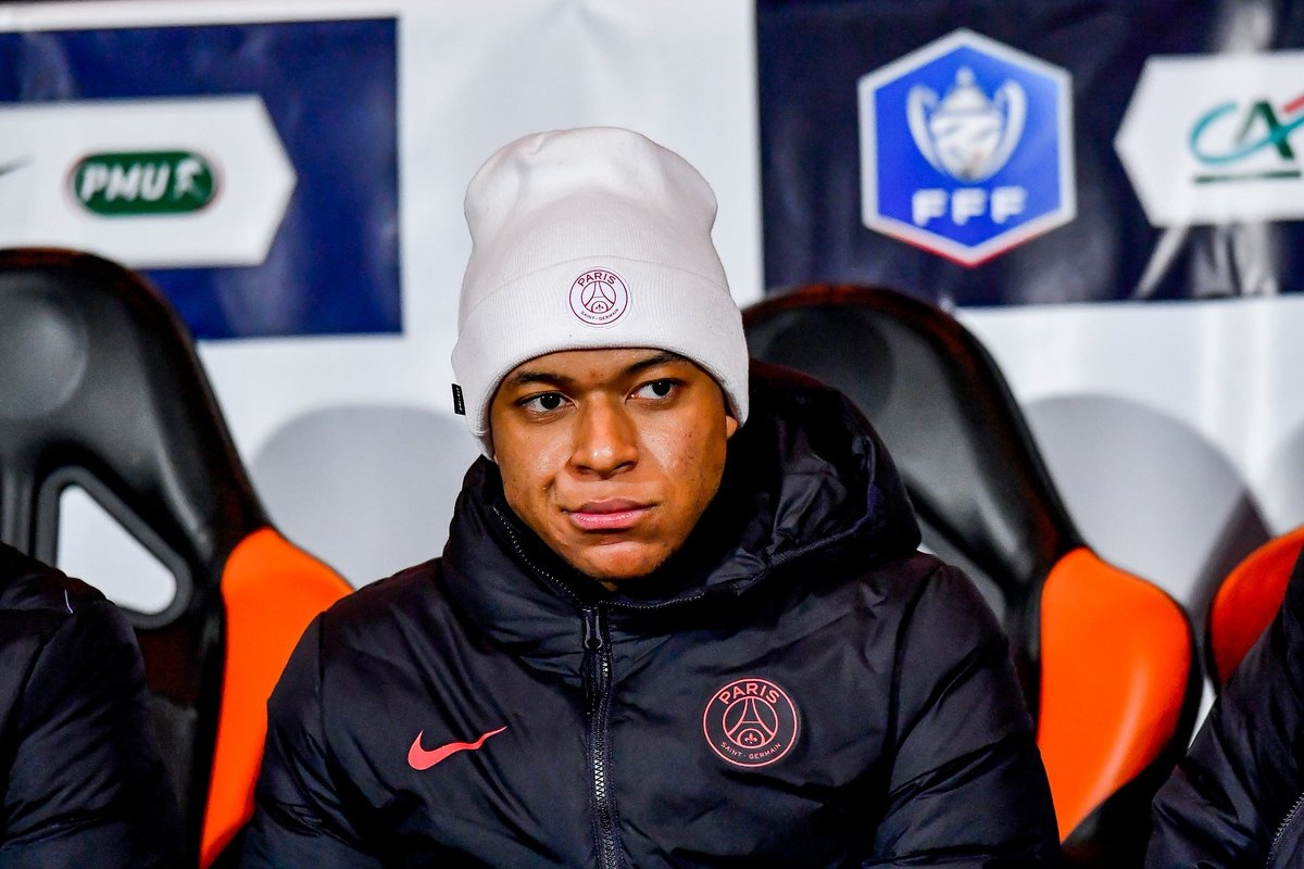 RMC: Mbappe muon roi PSG hinh anh
