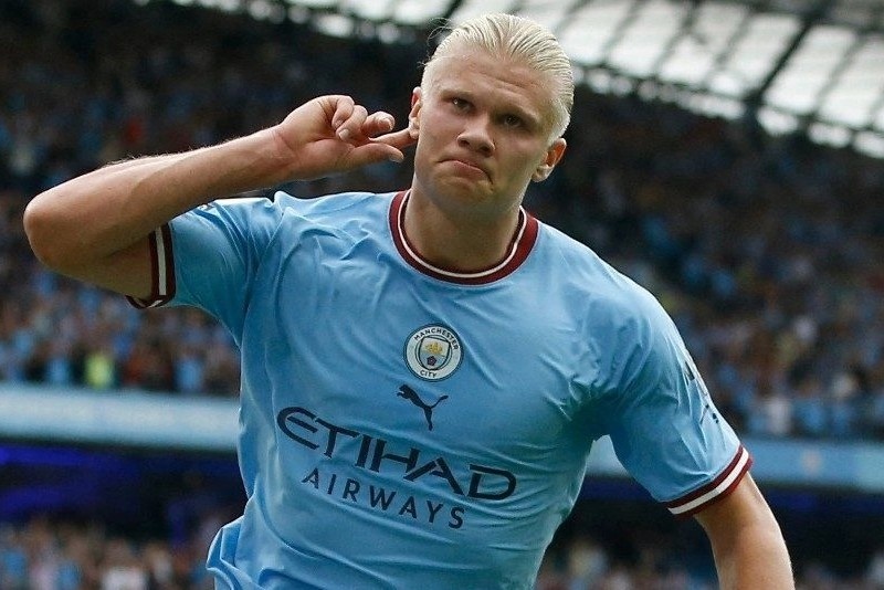 Hau ve Aston Villa: 'Haaland cung chi la con nguoi' hinh anh