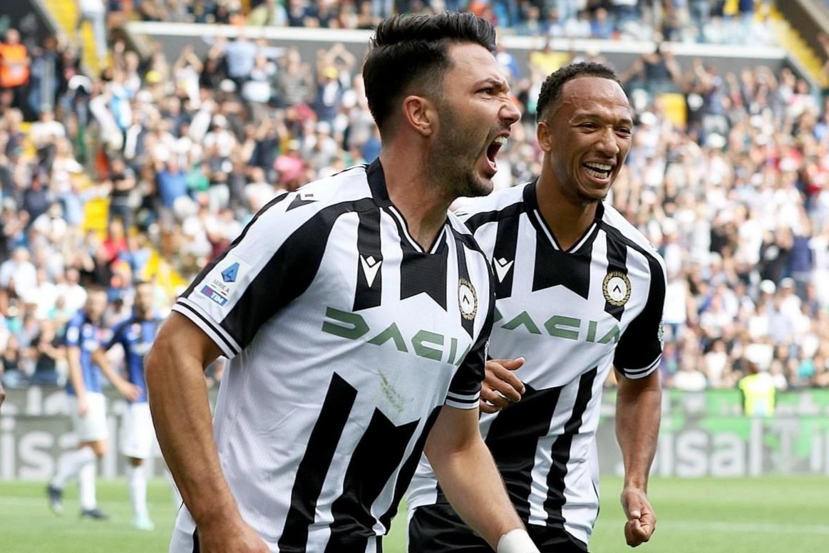 Udinese tro thanh hien tuong o Serie A hinh anh