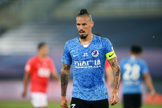 FIFA trung phat CLB Trung Quoc vi no luong hinh anh