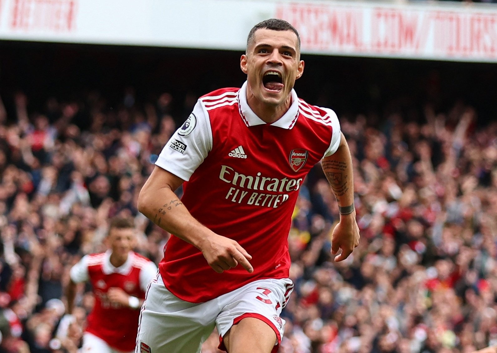 Arsenal cham dut mach bat bai cua Tottenham hinh anh