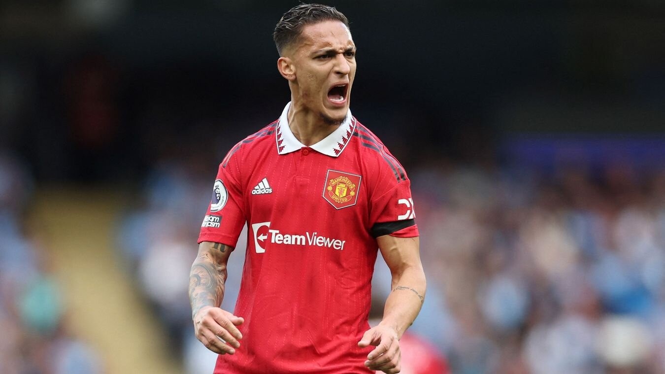 Wenger chi ra nguyen nhan khien MU tham bai hinh anh