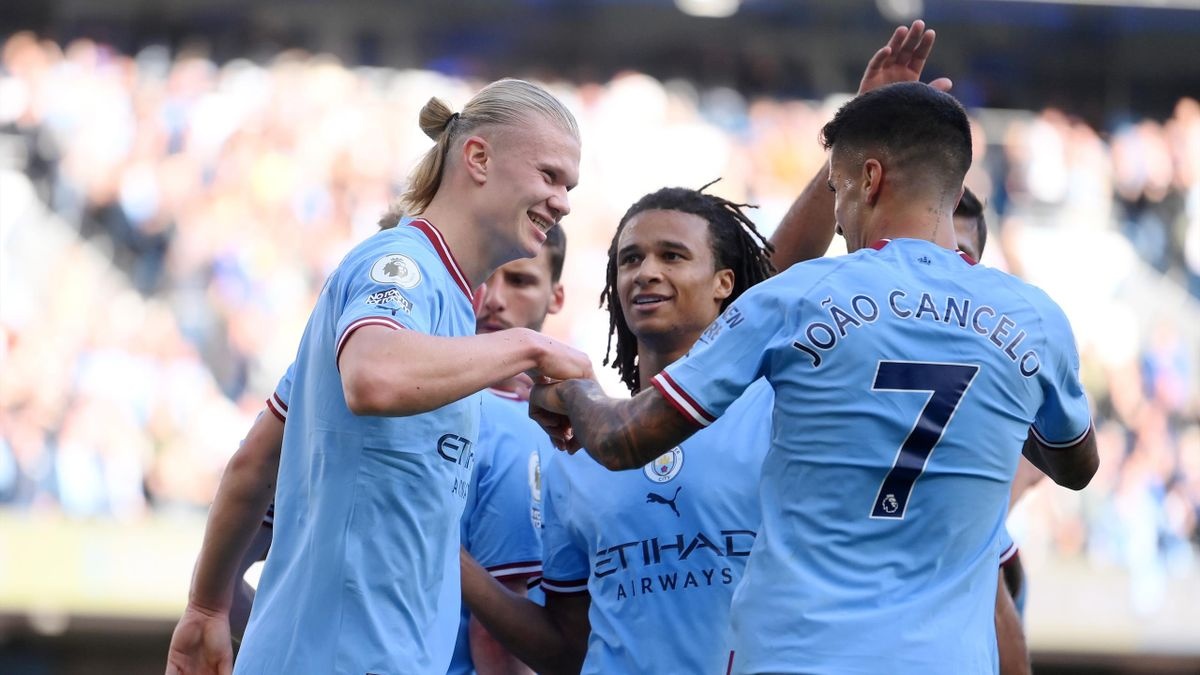 Haaland giup Man City dan dau Ngoai hang Anh hinh anh