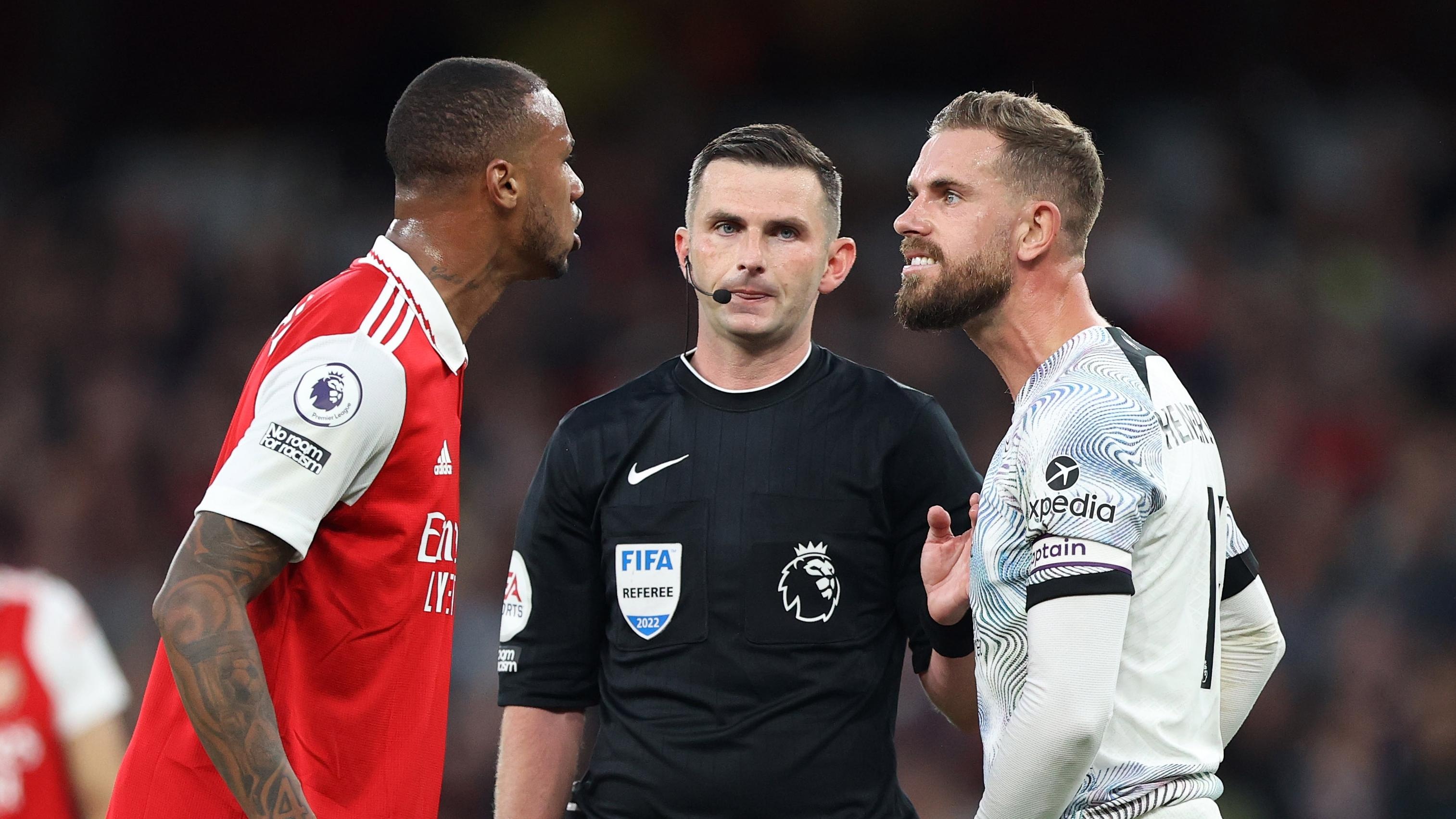 Tinh the dao nguoc cua Arsenal va Liverpool hinh anh