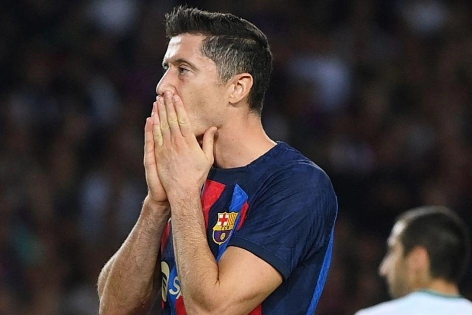 Vuc sau khung hoang cho Barca hinh anh