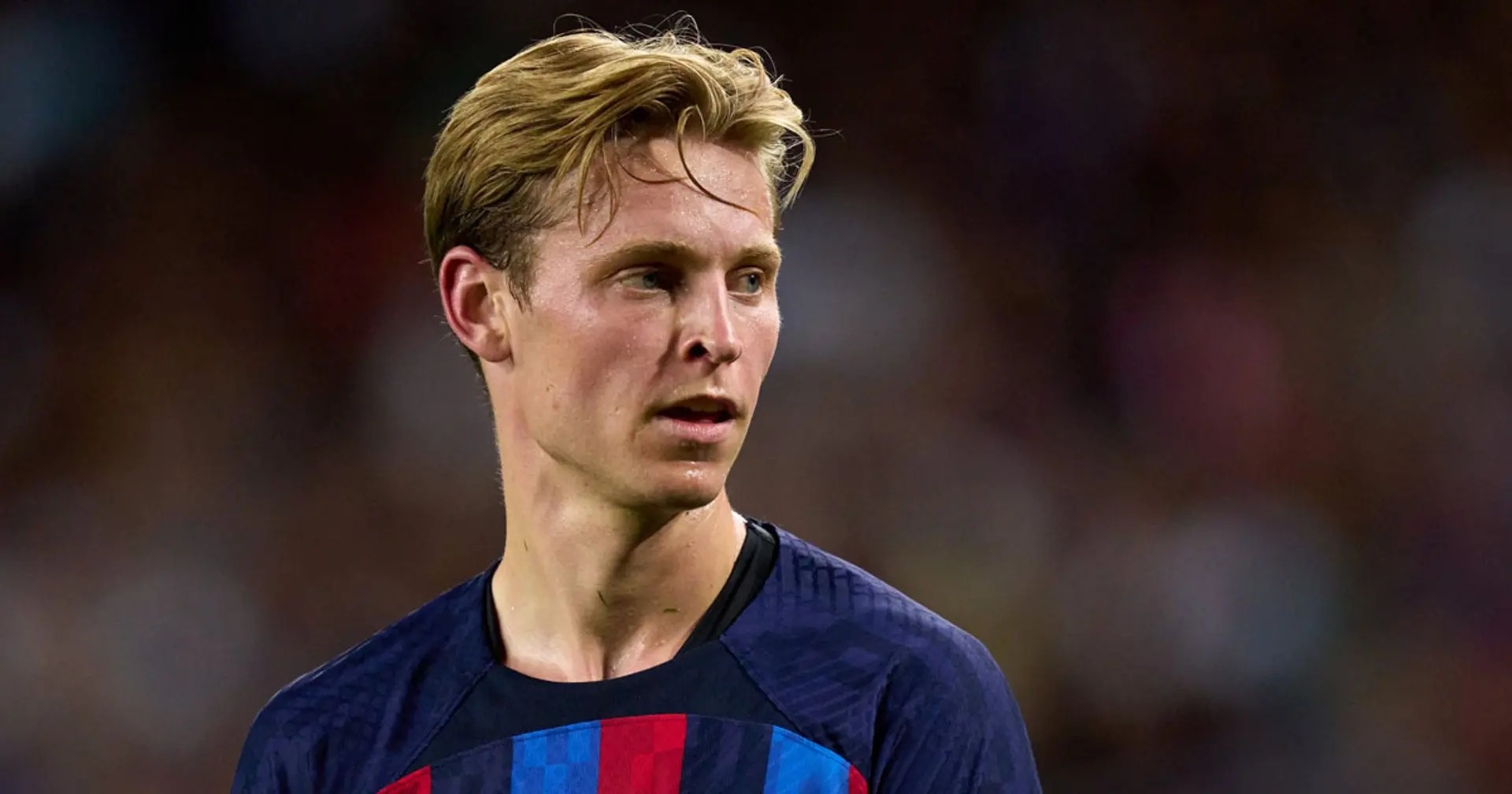De Jong tuc gian voi Barca hinh anh
