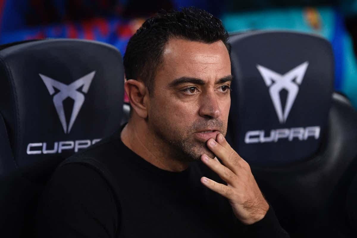 Xavi khong con duong lui hinh anh