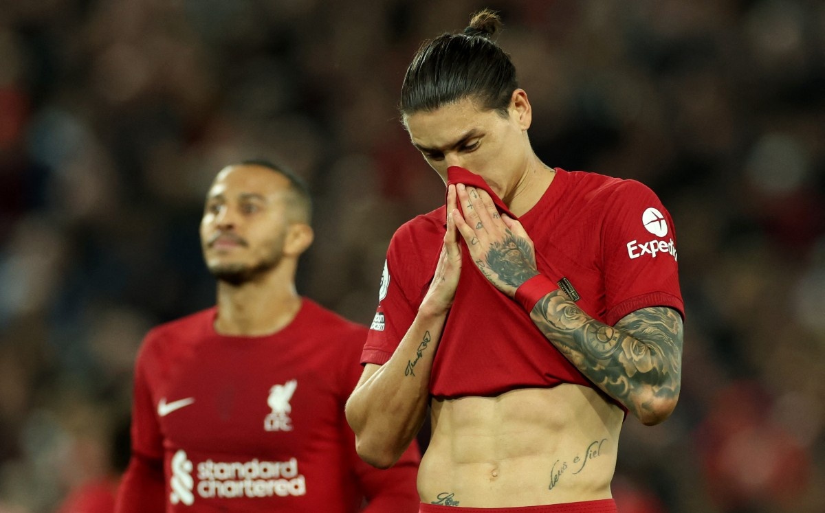 Nunez dung tro thanh thuong vu te hai cua Liverpool hinh anh