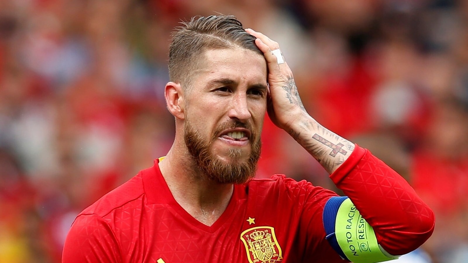 Cai ly cua Enrique khi loai Ramos hinh anh