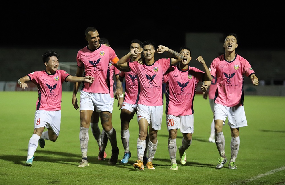 V.League 2022 anh 2