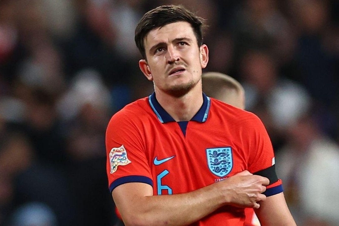 Tuyen Anh dang mao hiem voi Maguire hinh anh