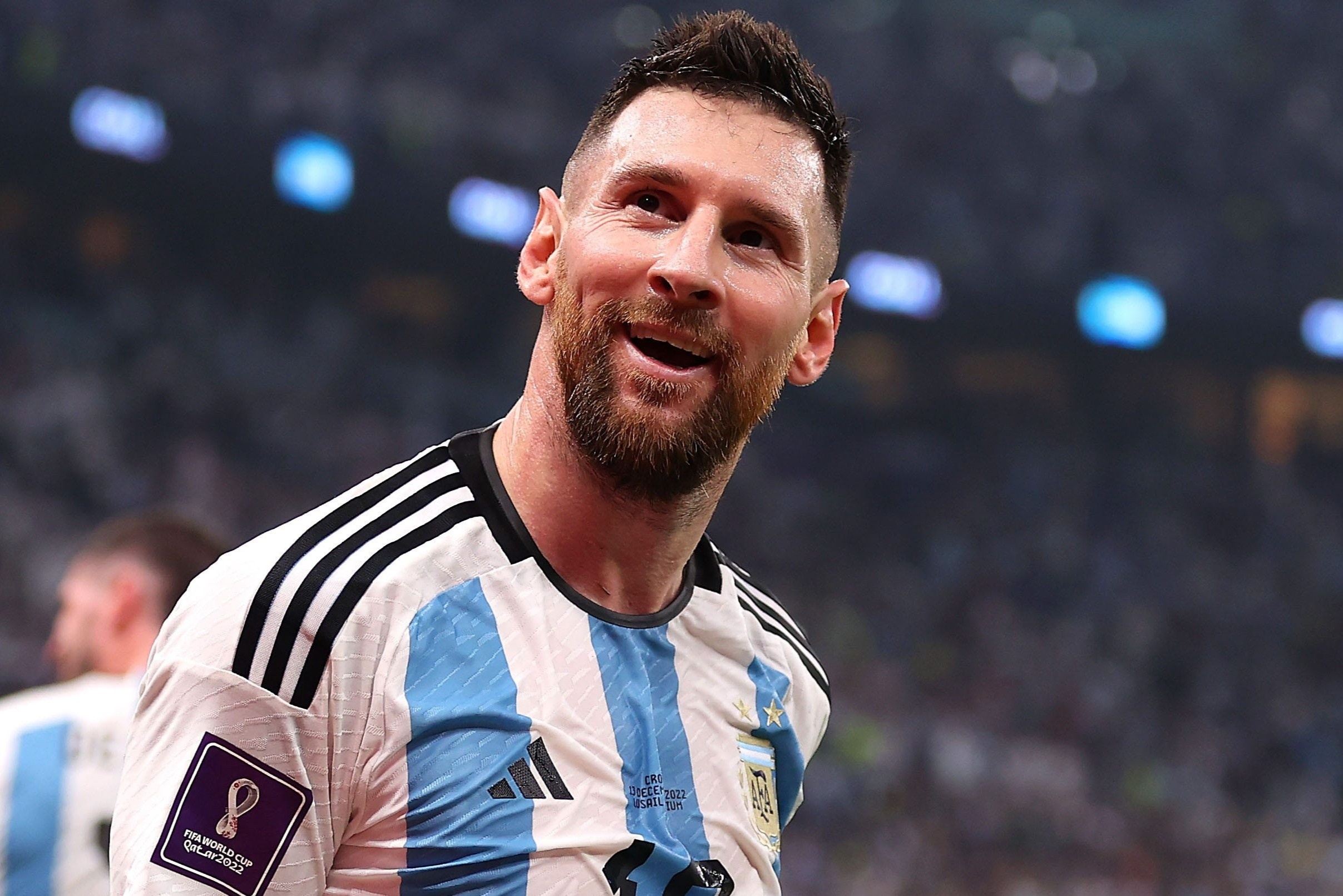 Dung de Messi den My choi bong hinh anh