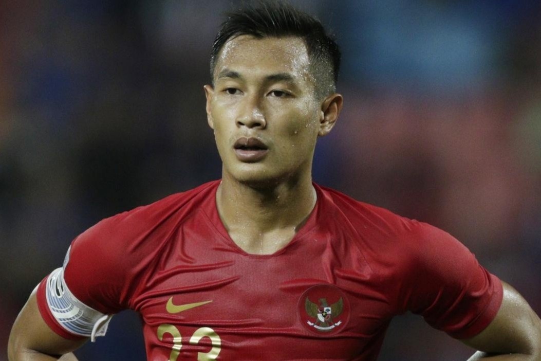 Cau thu Indonesia sut ra ngoai tu khoang cach 1 m hinh anh