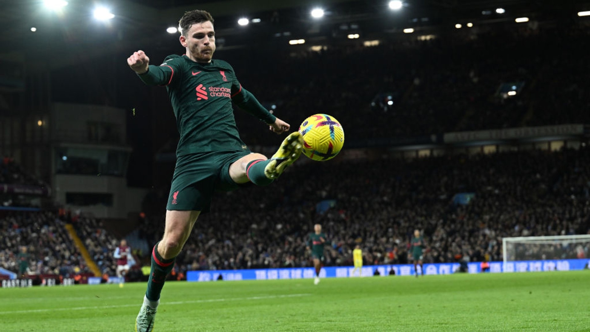 Andrew Robertson anh 1