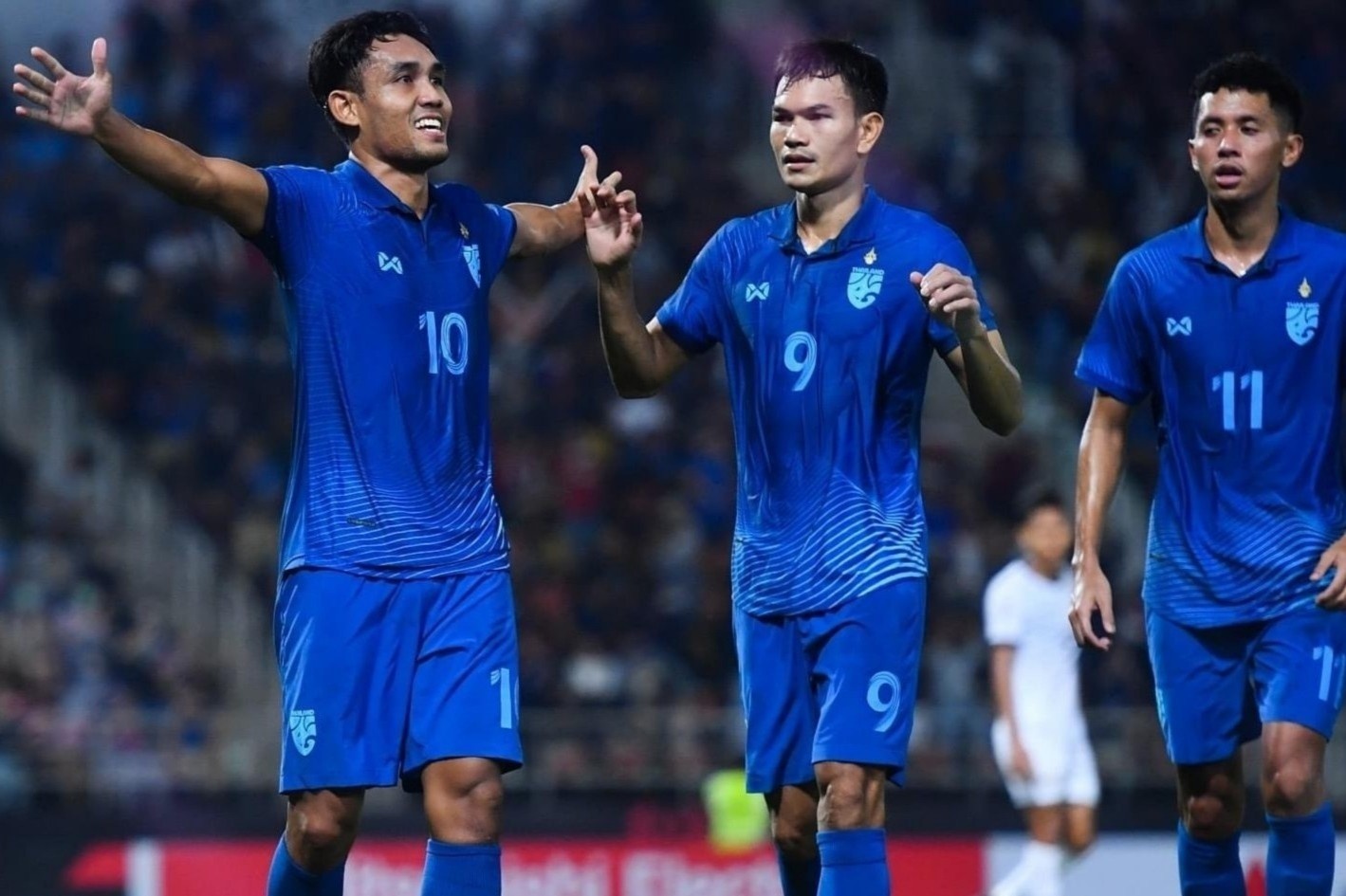 Thai Lan vao ban ket voi ngoi nhat bang A hinh anh