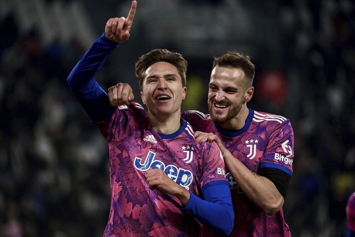 Juventus tien vao tu ket Coppa Italia hinh anh