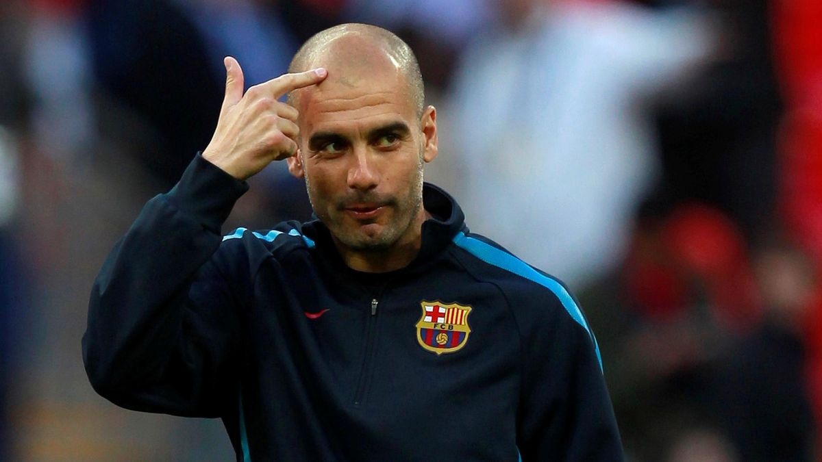 Arsenal tung cho Barca tap nho de danh bai MU hinh anh